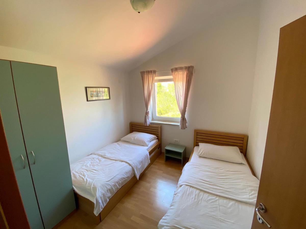 Apartments Matlovac Ždrelac エクステリア 写真